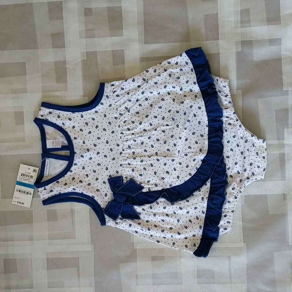 NWT Baby one piece outfit size 24 months. - Picture 1 of 6